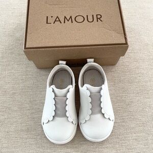 L'Amour White Scalloped Kids Sneakers